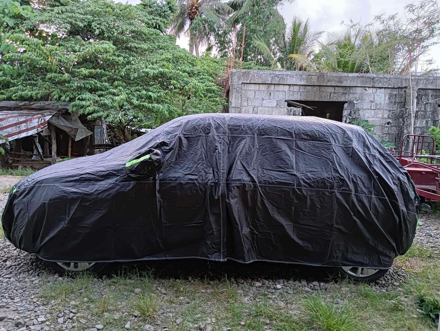 (BLACK EDITION)HATCHBACK SIZE COVER WATERPROOF, DUSTPROOF,HEATPROOF, WINDPROOF,OUTDOOR & INDOOR DURABLE CAR COVER FREE CAR WAX & MICROFIBER CLOTH